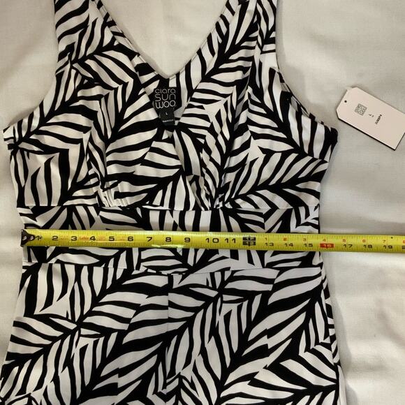 Clara Sun Woo Signature Jumpsuit - Leaf Stripe - Picture 11 of 14